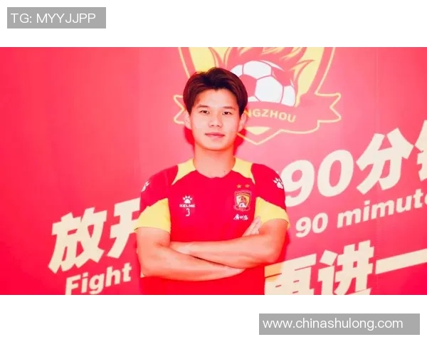 广州足球队中路突破战术解析与实战应用探讨